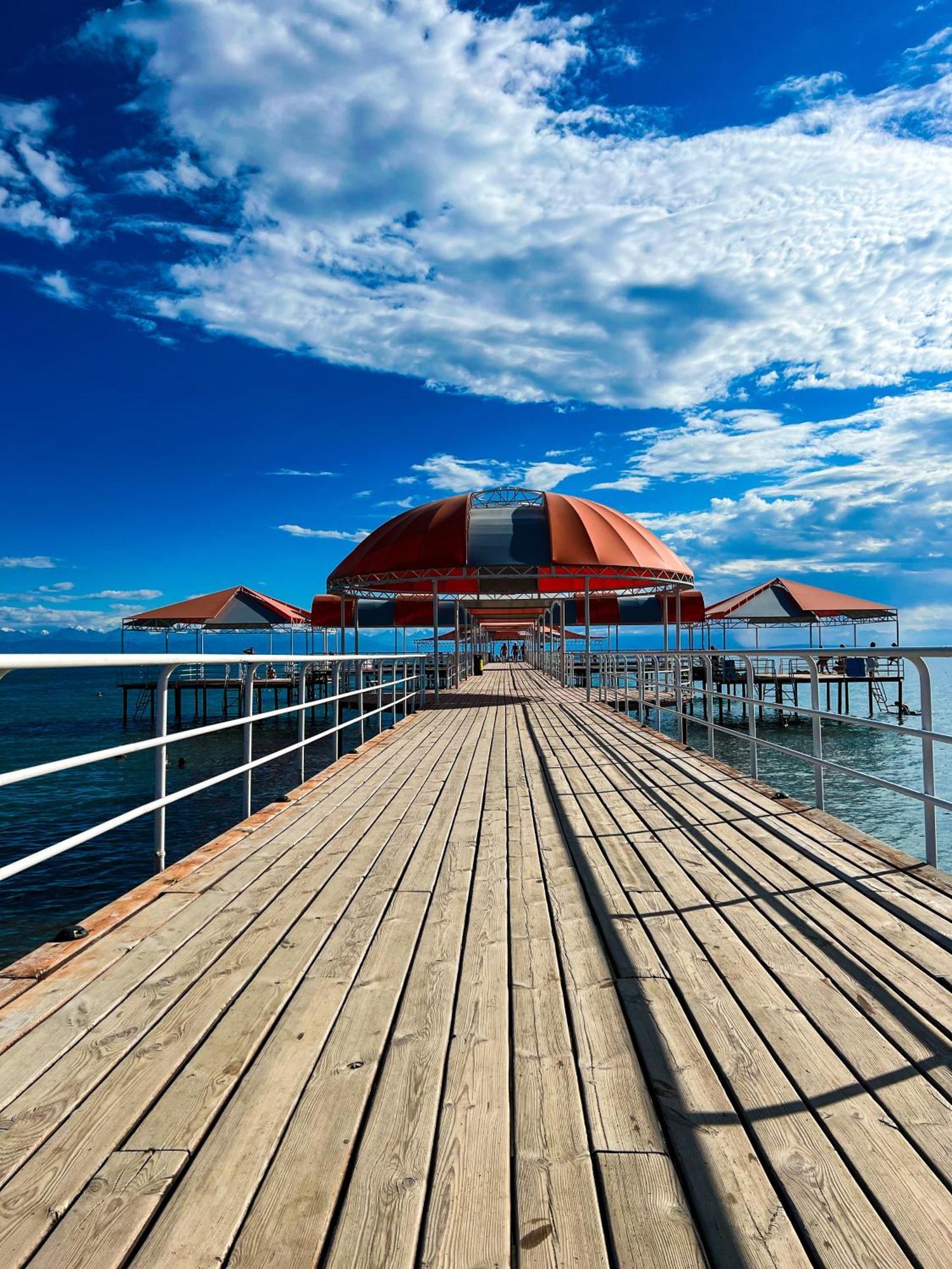 Таунхаус В Baytur Resort Bosteri Exteriör bild
